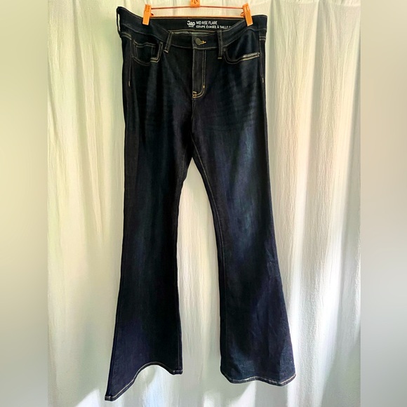 Women’s GAP mid rise flare - size 10R - Picture 1 of 4
